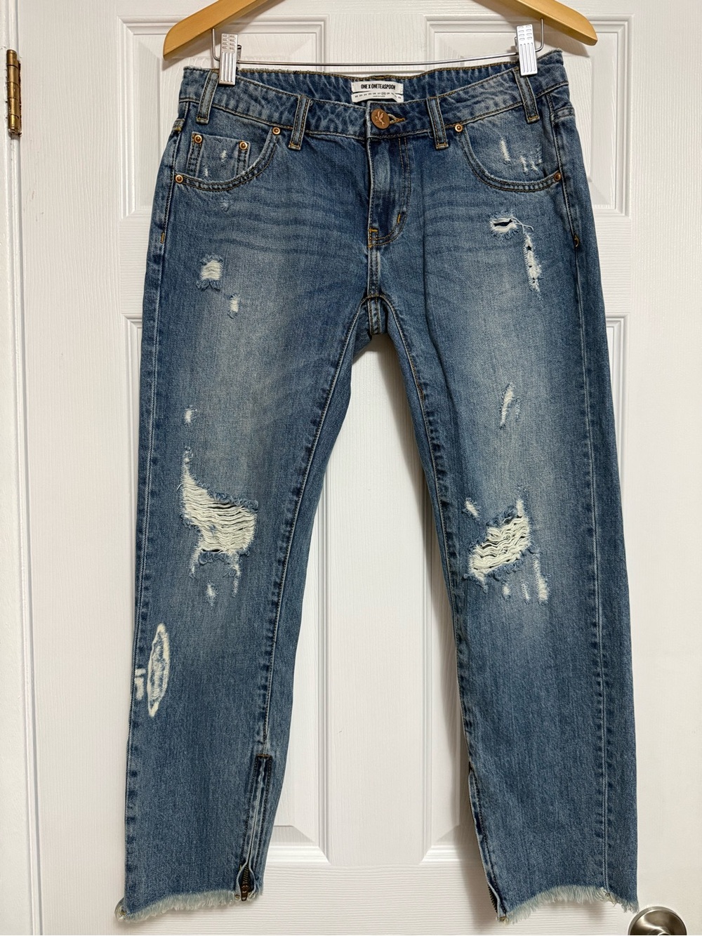ONE TEASPOON Freebirds 90’s /Y2K Style Low Rise 7/8 Length Distressed Jeans